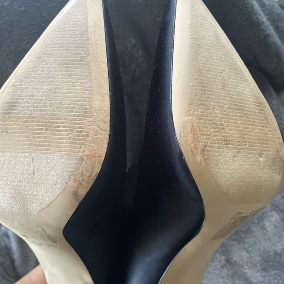 Aldo Stretchy Satin Look Pointy Toe Bootie size 9 - Picture 5 of 11